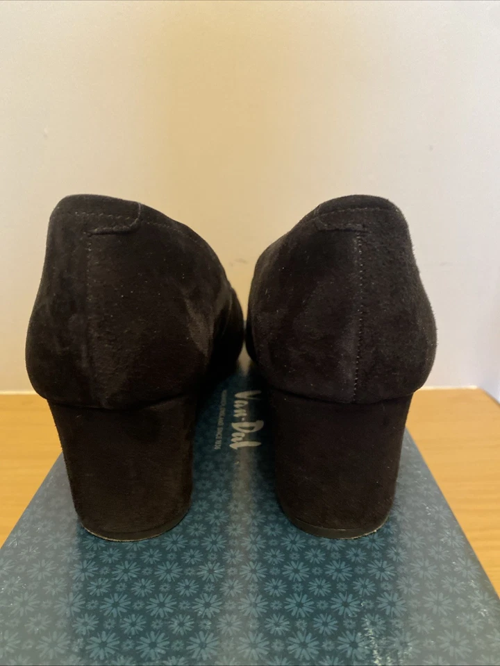 Womens Van-Dal Black Suede Court Shoes Size 7.5 EE Fitting - Image 4 of 4