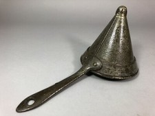 Ustensile ancien pour déco cuisine ANCIEN TAMIS CHINOIS en métal 