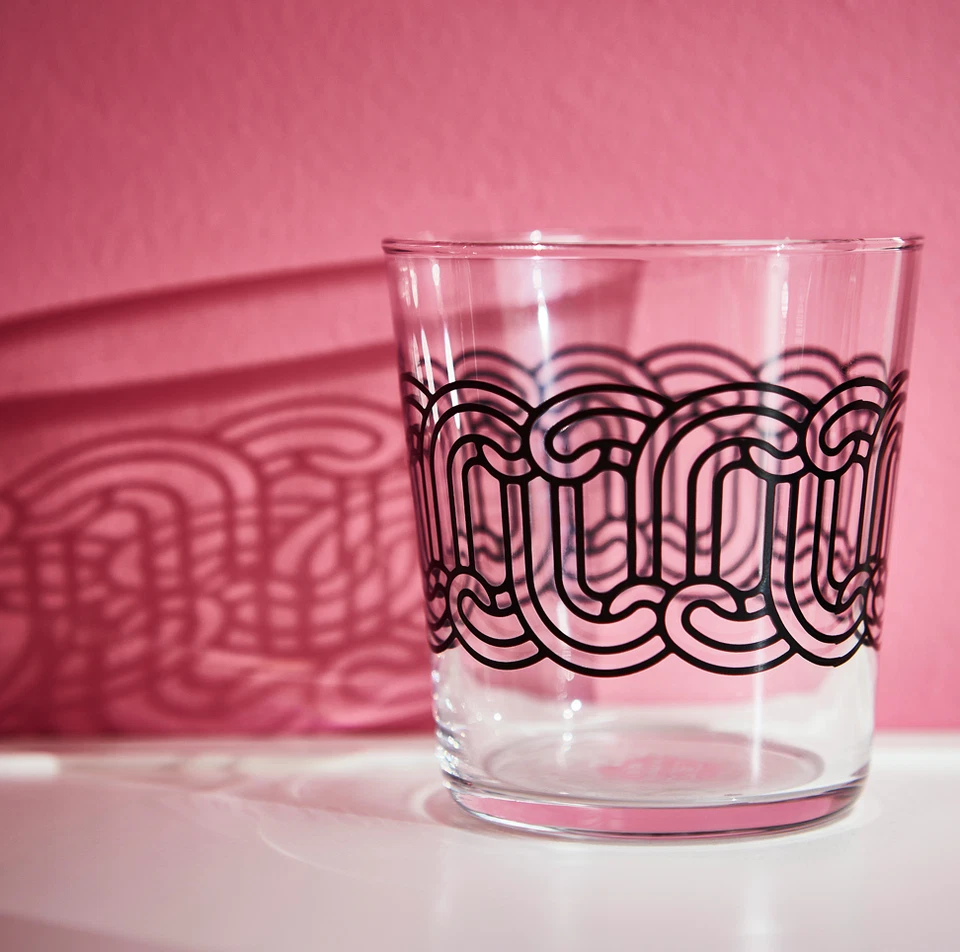 Vidrio IKEA SOTRONN, vidrio transparente estampado/negro, 30 cl, 17 oz, SÖTRÖ... - Imagen 2 de 4