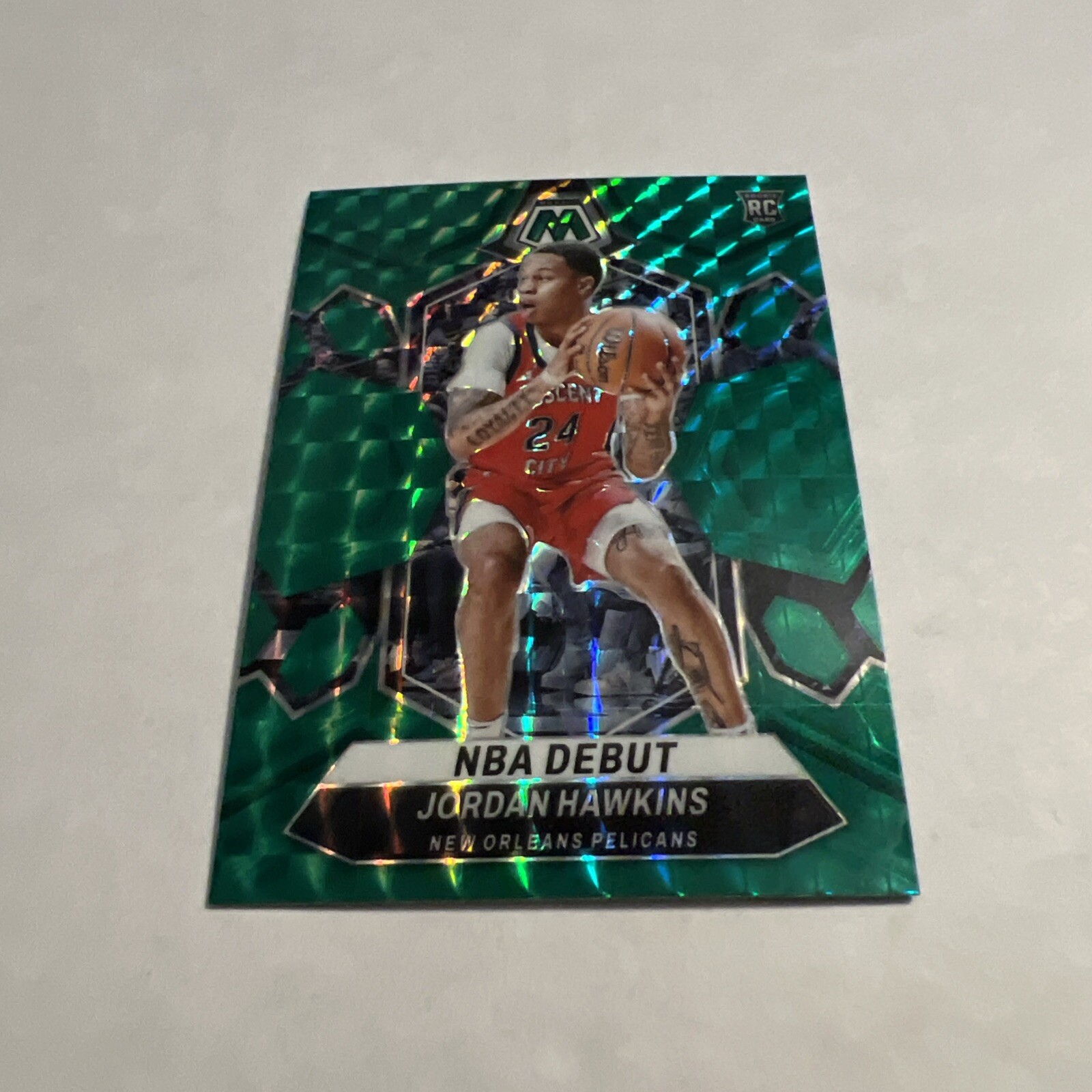 2023-24 Panini Mosaic - NBA Debut Green Mosaic Prizm #253 Jordan Hawkins (RC)