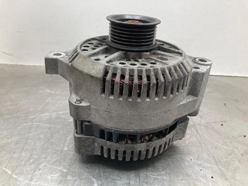 Motor alternador Ford Mustang 1994-1995 5,0 L OEM Foto 2 de 4