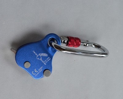 Mountaineering Climbing Rock Mobile Fall Arrest Device and Screw Lock