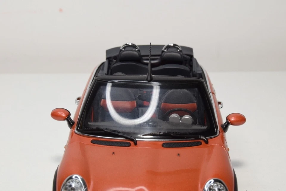 B69 1:18 KYOSHO MINI COOPER CABRIOLET MET. ORANGE EXC. COND. - Photo 4/4