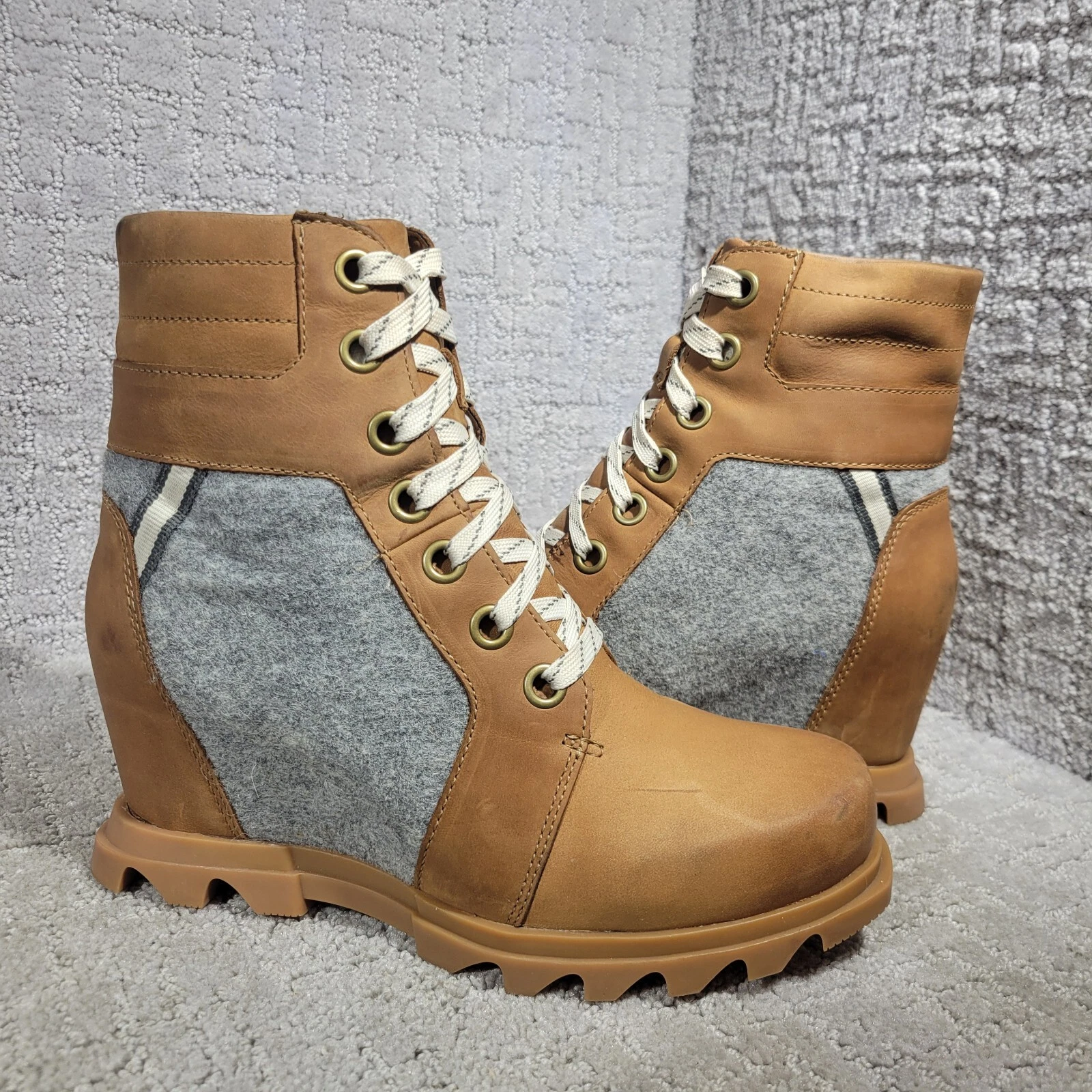 Sorel Joan of Arctic Wedge III Lexie Brown Boots NL4362-243 Women's Size 8.5 US