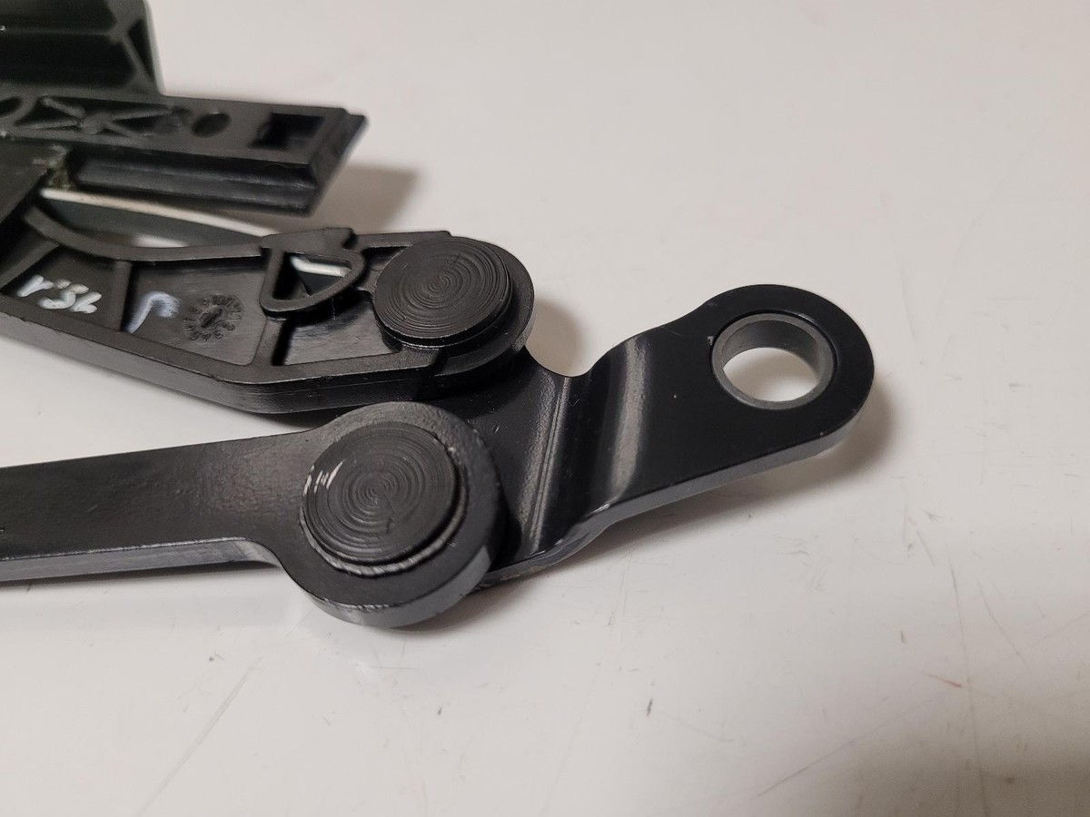 MINI R52 Convertible 2004-2008 Left Roof Locking End Gate Hook Arm 