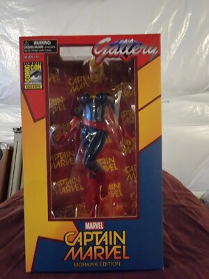 Diamond Select Toys and Marvel's Gallery statue of Captain Marvel Mohawk! NEW!