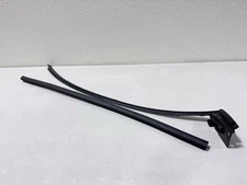 1997-2004 MERCEDES R170 SLK LEFT DOOR OUTSIDE INSIDE WINDOW GLASS SEAL Oem #0243