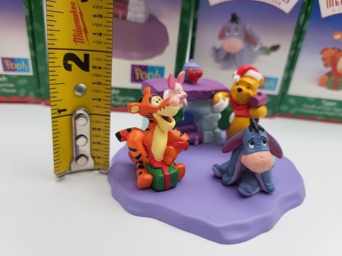 4 Miniaturas Feliz Navidad en Casa de Pooh + Musical Orn. - Imagen 4 de 5