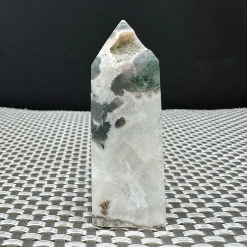 62G Natural Water Grass Moss Agate crystal pillar Crystal Reiki