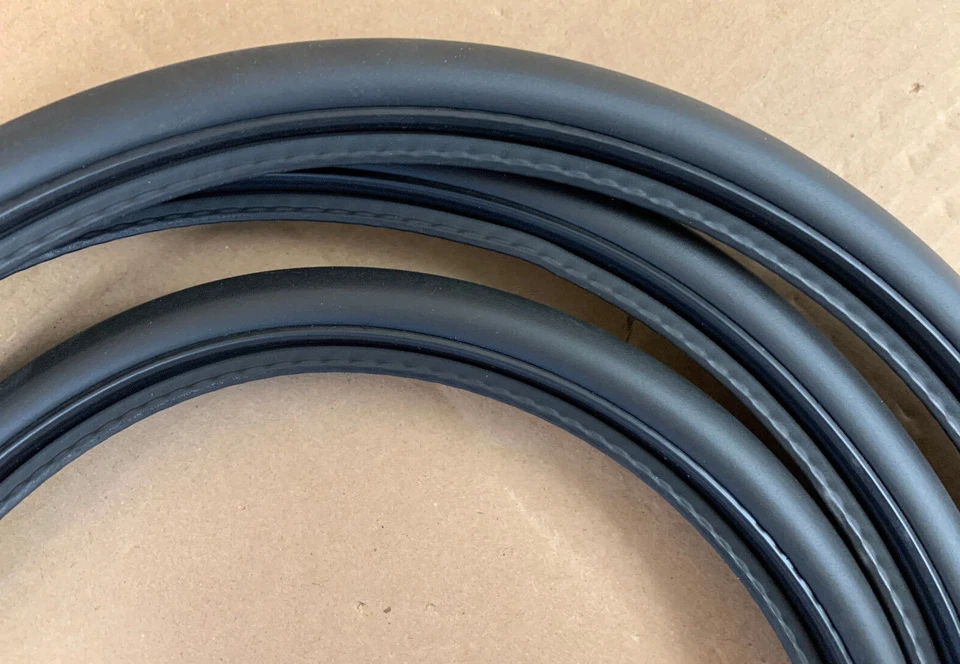 ¡Nuevo! 2019 20 2021 BMW 330e 330i M340i xDrive tapa trasera sello resistente al clima OEM Foto 3 de 4