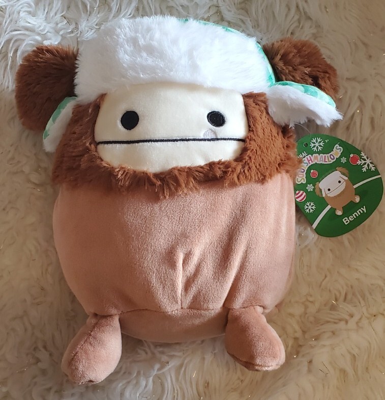NWT Squishmallow 8” BENNY The Bigfoot Brown Yeti Winter Trapper Hat 2023