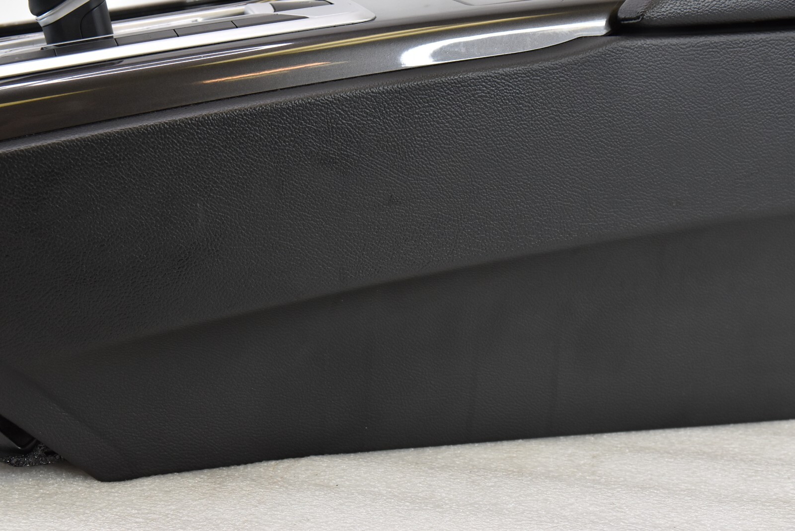 🚀 2014 - 2017 MASERATI GHIBLI M156 CENTER CONSOLE TRIM BEZEL 5207600