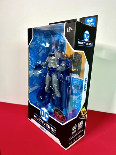 2024 McFarlane Platinum - DC Multiverse - Batman: Reborn - BLUE BATMAN Figure - Picture 4 of 5
