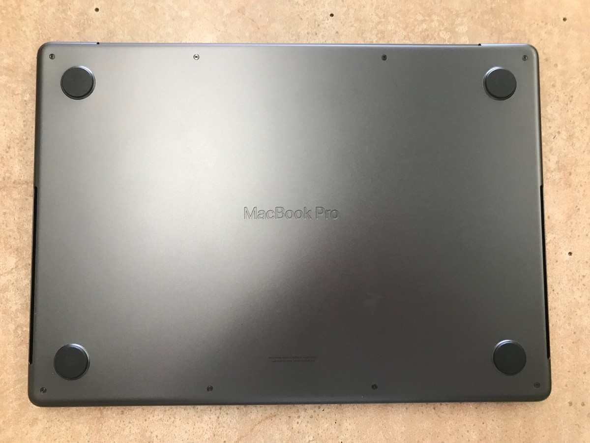 MacBook Pro 2023 M3 A2992 11-Core 14-Core GPU 18GB 512GB Space