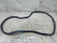 MERCEDES C CLASS W205 2016-2021 BOOT LID RUBBER SEAL #