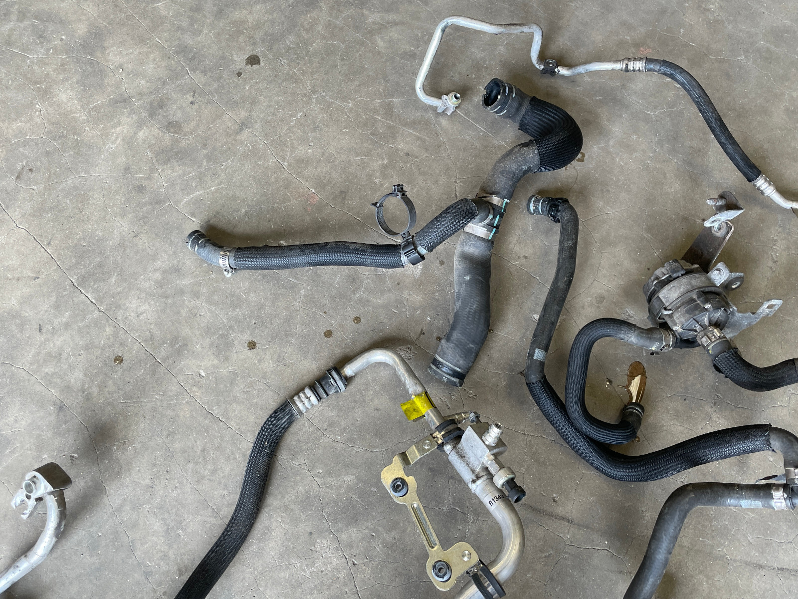 14 15 16 17 Maserati Ghibli S Coolant Cooling Hose Tube Pipe Set 3.0L 1558 OEM