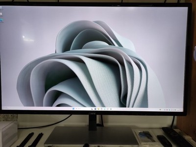 AOC Q3279VWF8 31,5 Zoll, LED LCD, QHD Monitor - Black/Silver Model 315lm00022