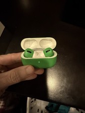 Apple AirPods Pro with MagSafe Wireless Charging Case - Green by Colorware 