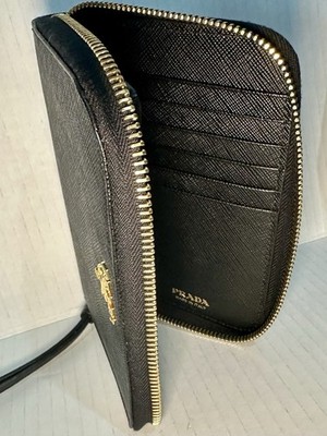 New In Box Prada Women Nero Black Leather Gold Zip Around Wallet