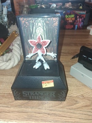 STRANGER THINGS Upside Down Capsules Figure by YuMe Toys - Demogorgon 