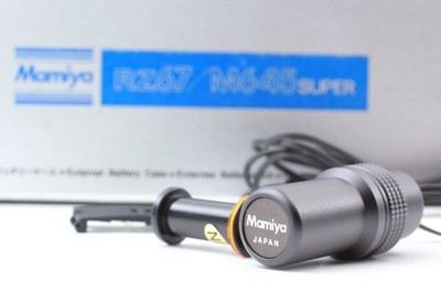 [NEUWERTIG in Box] Mamiya Externes Batteriegehäuse für RZ67/M645 Super aus...