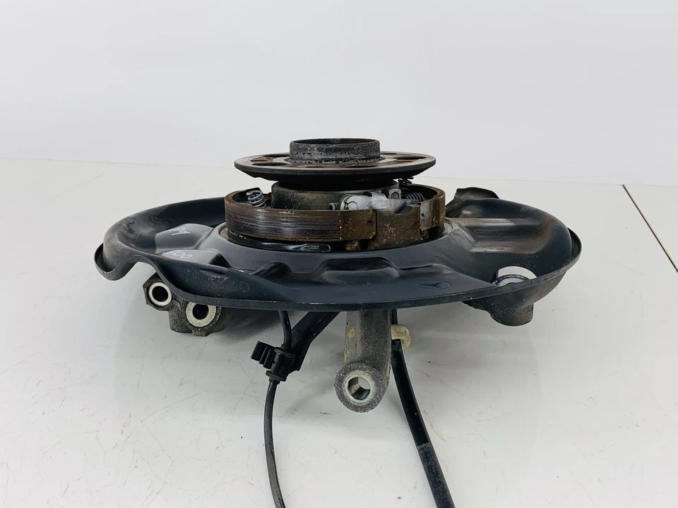 09-11 MERCEDES BENZ SLK300 RWD REAR LEFT SIDE SPINDLE KNUCKLE WHEEL HUB OEM - Image 2 of 4