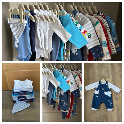 Schönes Baby Jungen Kleidung Paket Alter Neugeborene/ 0-1 Monat Top Zustand.