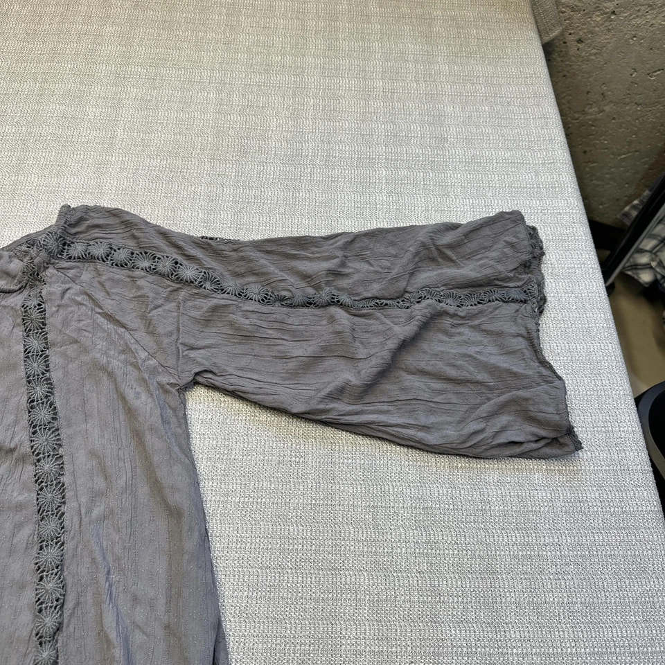 Blusa Angie Boho Gris Crochet Top Campesino Manga Campana Mediana Festival Foto 3 de 4