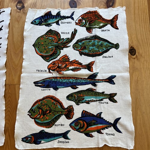Vintage 2 Kitchen Towels Set Sea Life Fish Lobster Nautical Ocean Novelty Italy - Picture 3 of 13