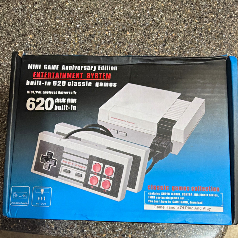 Mini Game Anniversary Edition NES 620 Built-In Games AV-OUT NTSC/PAL