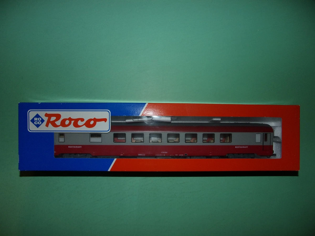 Roco Voiture Voyageurs 1ère Classe GRAN CONFORT – FS Bandiera 45631, échelle HO, Neuf