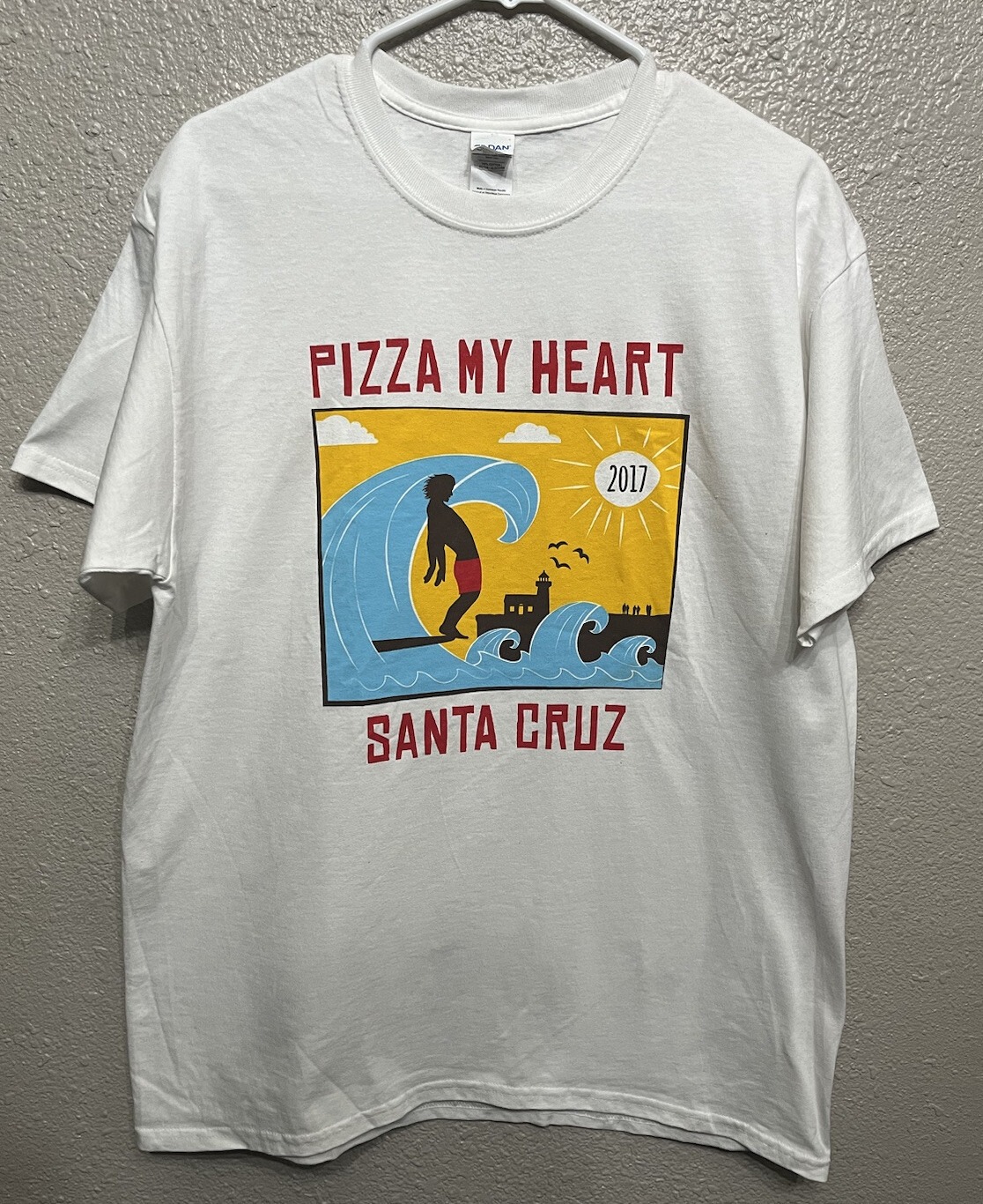 Pizza My Heart Santa Cruz T-Shirt Menu0026#039;s Large White Graphic Crew Neck  | eBay