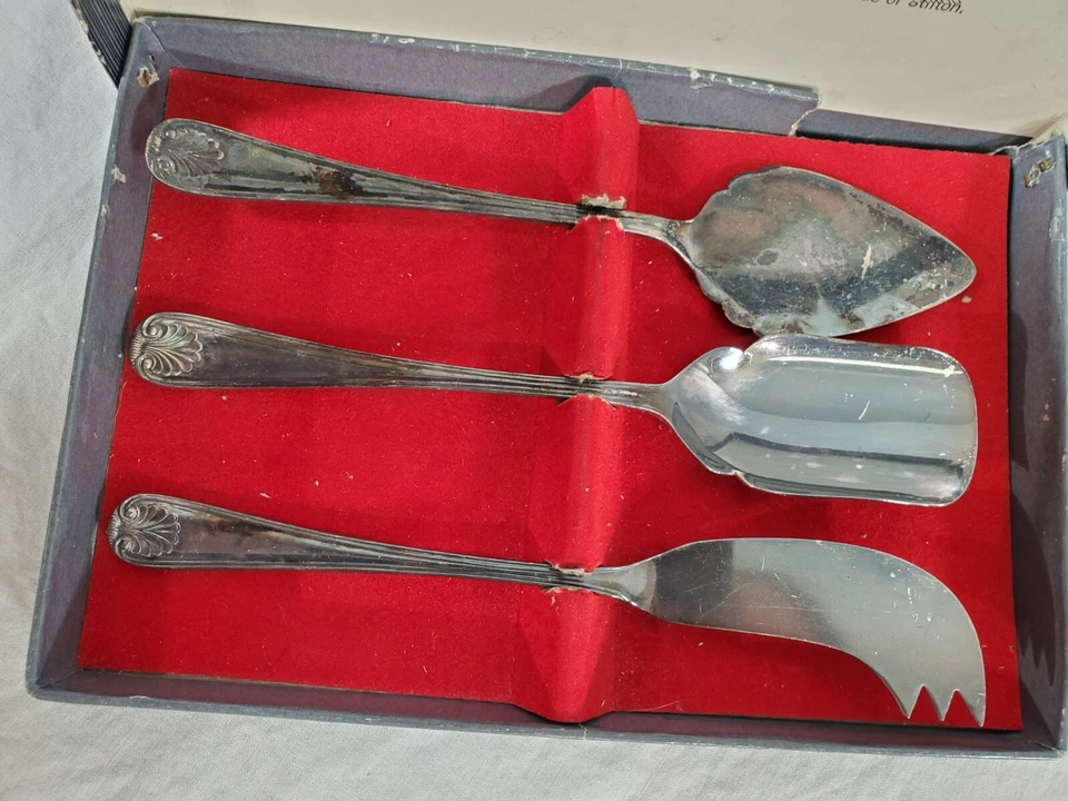 Juego de 3 piezas para servir queso Sheffield Cheese Master de colección caja de platos plateados Inglaterra usado en excelente estado Foto 2 de 4
