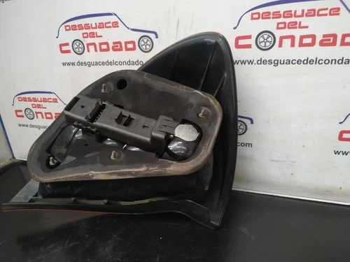 A2038200664 Piloto Trasero Derecho para MERCEDES-BENZ CLASE C (BM 203) SP 218715 - Imagen 6 de 10