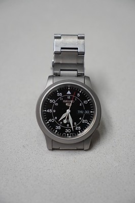 Seiko 5 SNK809 K1 - Black Dial Stainless Steel (Used: Great Condition)