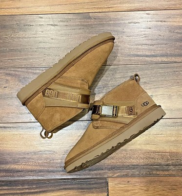 NEW RARE UGG Men's Neumel Snapback Boots Size 10 S/N 1118570 (MSRP:$150)