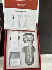 Medicube AGE-R USSERA DEEP SHOT Home Skin Care Device