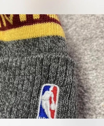 New Era Cleveland Cavaliers Youth NBA Beanie - Picture 3 of 3