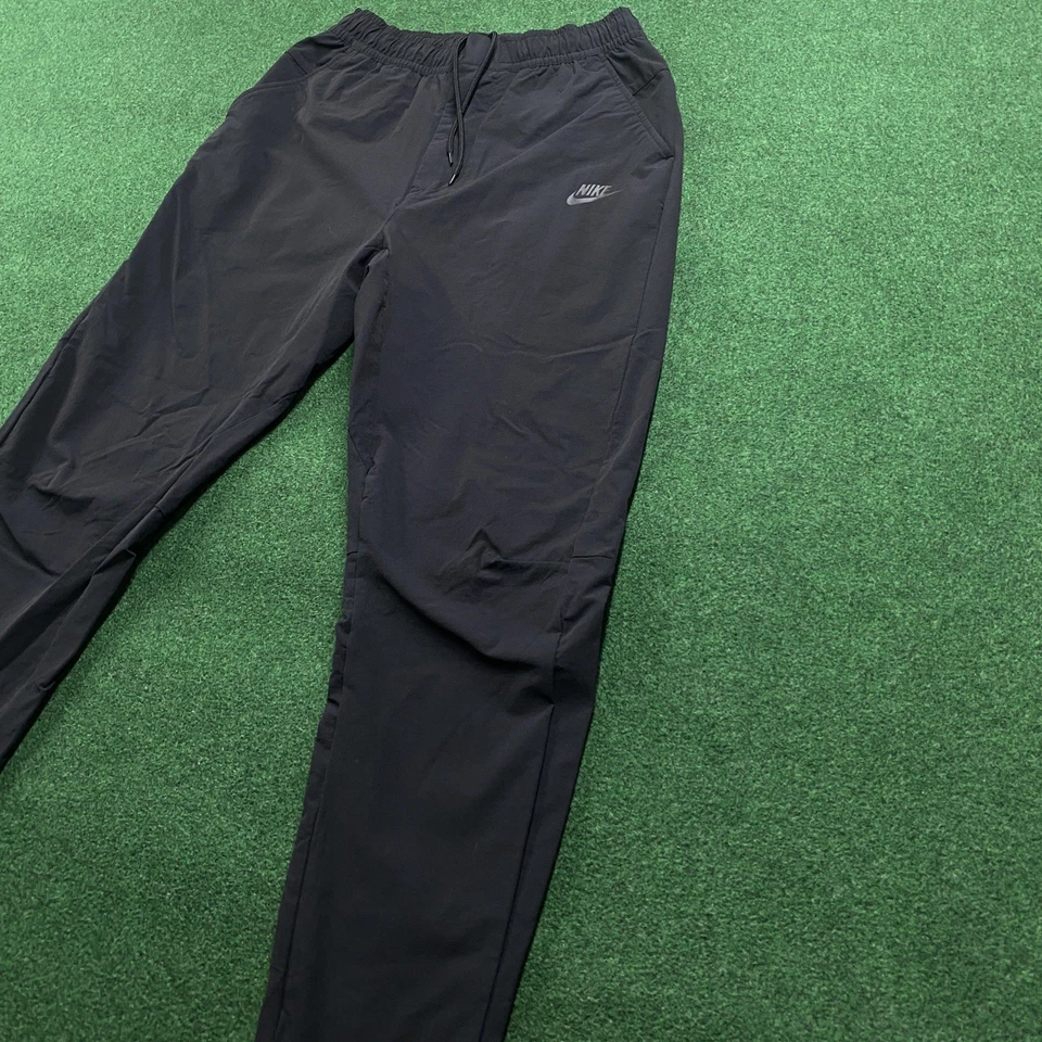 Винтажные мужские спортивные штаны Nike S черные Y2K с вышивкой свуш мешковатые для бега - Изображение 2 из 4