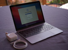 Apple MacBook 12 Zoll (2015) Core M 1,10GHz 2...