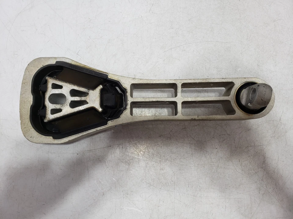 ✅ 16-25 OEM Volvo XC90 Engine Motor Torque Strut Mount Support Bracket - Image 2 of 4