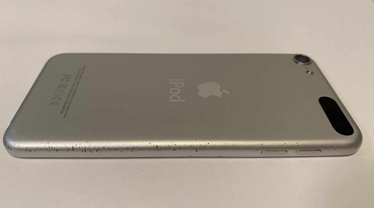 iPod Touch 64GB A1574 第6世代　silver Rare iOS 9 Apple iPod Touch 6th Generation 16GB 64GB Silver