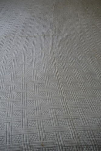 The Finishing Touch Double Bedspread 100% Cotton Beige Bed Throw 240cm x 228cm - Picture 9 of 9