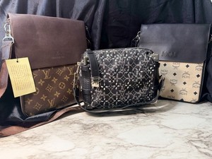 Designer Bag Lot | eBay display picture 2
