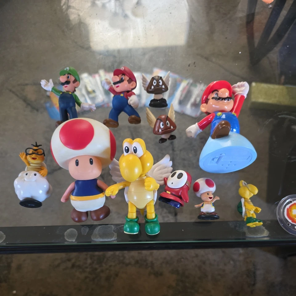 LOTE DE (11) FIGURAS JUGUETES SUPER MARIO BROS JAKKS NINTENDO. Foto 2 de 4