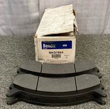 NEW GENUINE BENDIX MKD786A DISC BRAKE PAD SET NO CLIPS