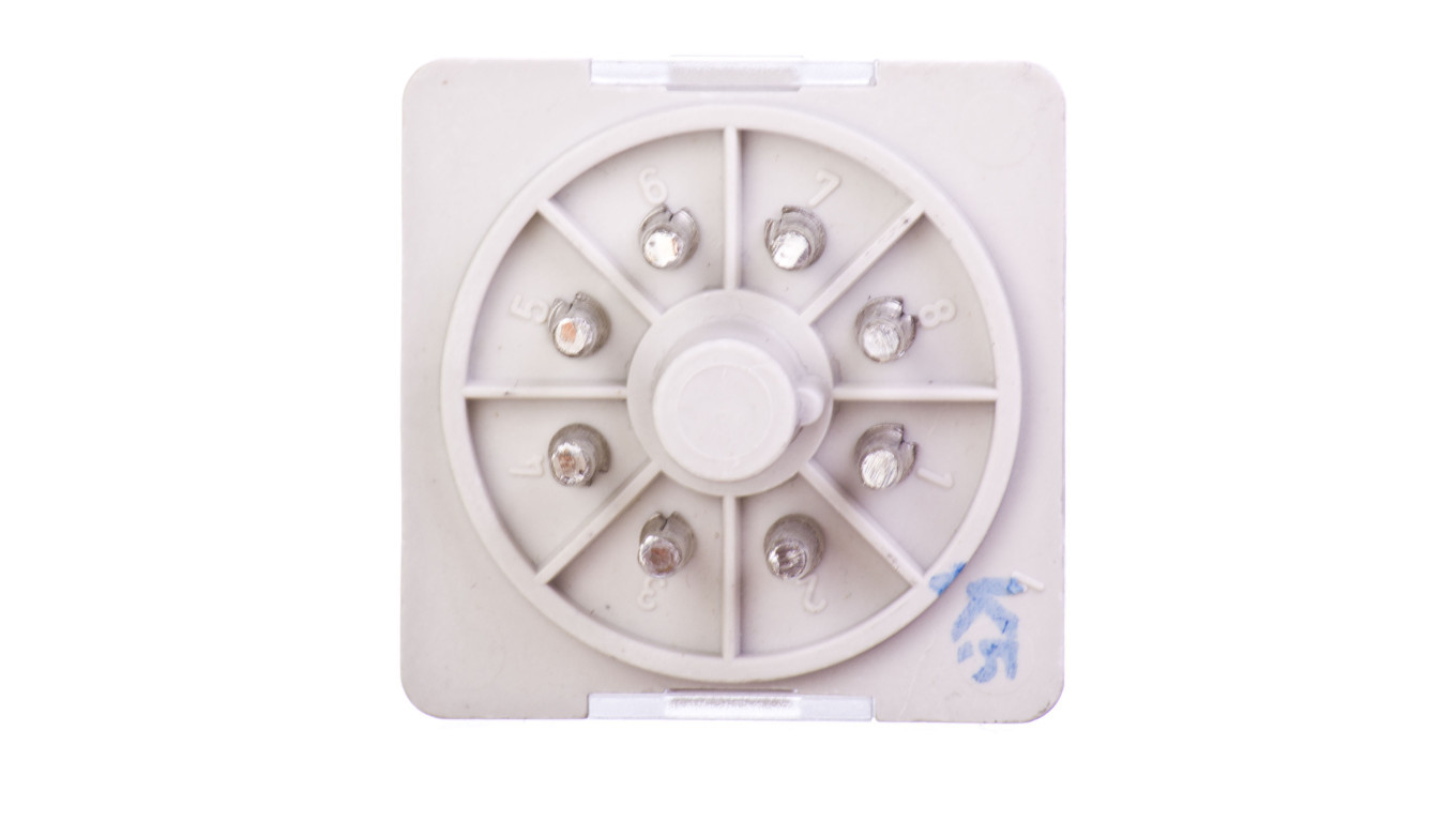 Industrial Relay 2P 10A 24V DC AgNi R15-2012-23-1024-WTL 804522 /T2UK
