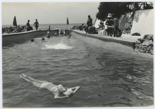 Italia, Circeo, la piscina di "Punta Rossa" Vintage  Tirage argentique  20x3 - Foto 1 di 1