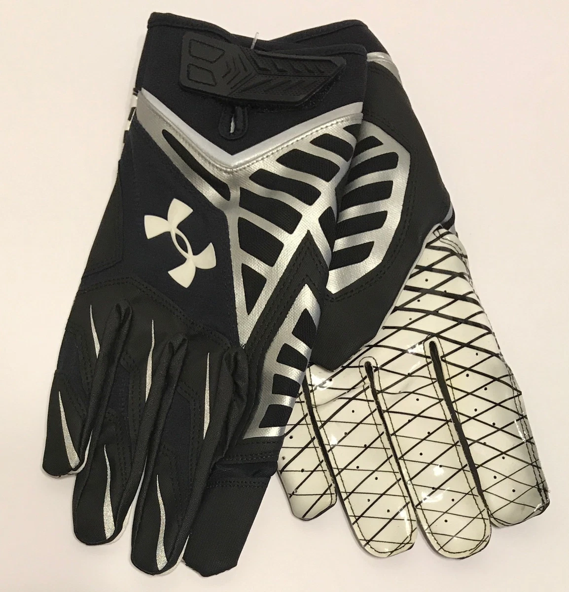 Under armour men's hotsell nitro football gloves