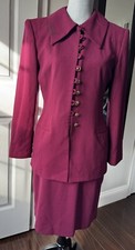 Women 2 Pc Suit Sz 8 Fully Lined Pencil Skirt GORGEOUS Gold Buttons